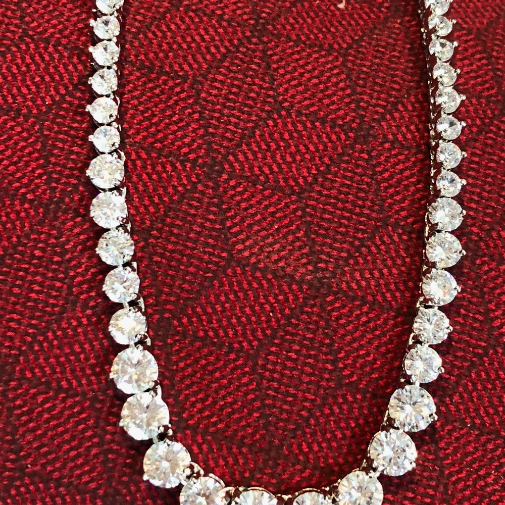 20ct Graduated Diamond Tennis Necklace 17"